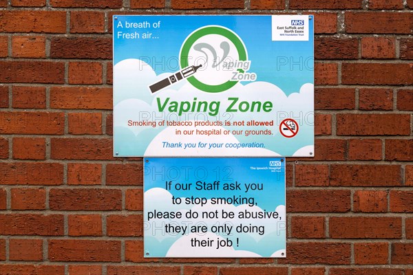 Vaping Zone smoking notice sign