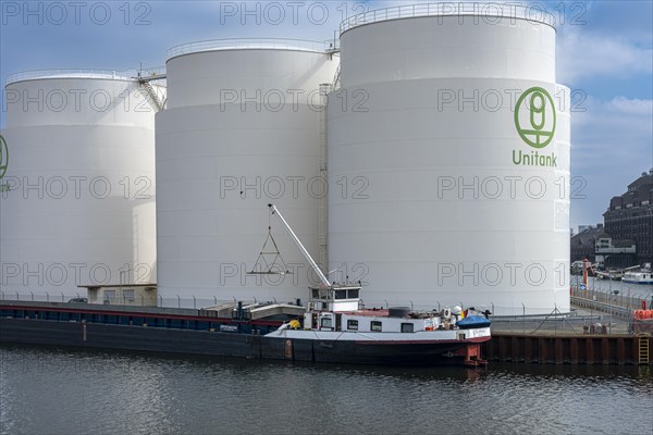 Tank farm for mineral oil at Westhafen in Berlin