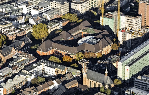 Residential high-rise Uni-Center and Cologne Justice Centre with Regional Court