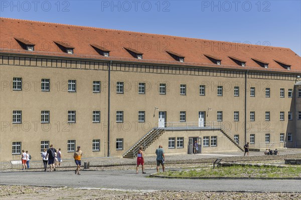 Chamber building