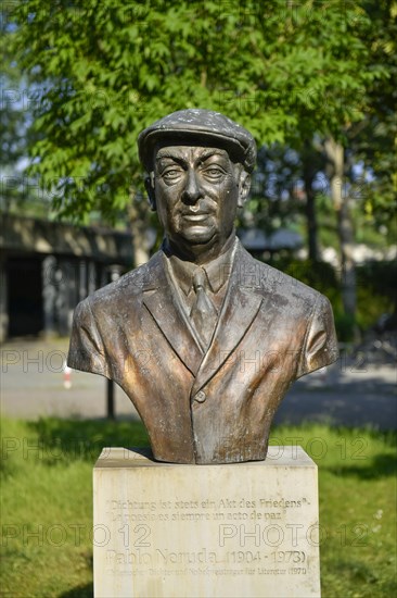 Monument to Pablo Neruda