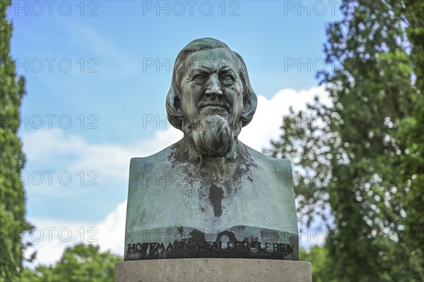 Grave Poet Germany Song Heinrich von Fallersleben