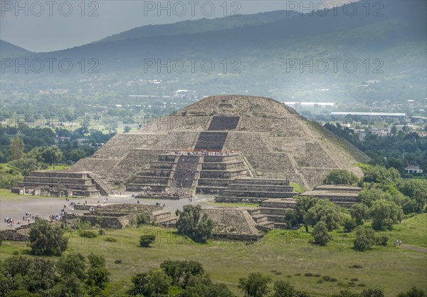 Pyramid of the Moon Piramide de la Luna