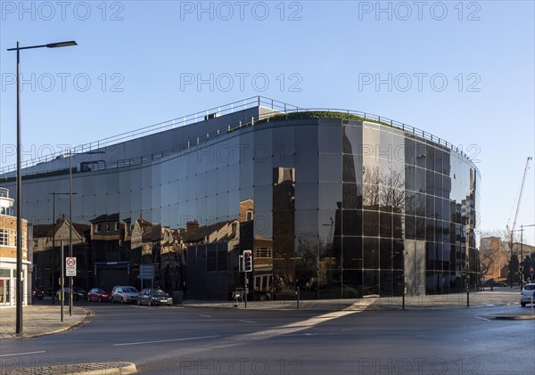 Reflective glass exterior Willis Building designed Norman Foster Associates 1975