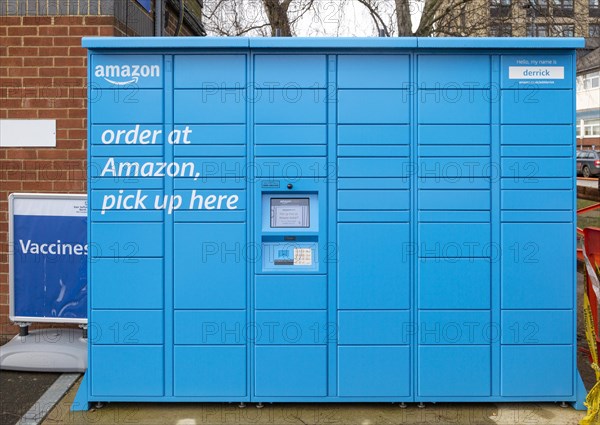 Blue Amazon pick up point collection hub locker site