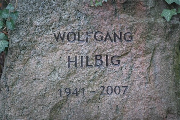 Grab Wolfgang Hilbig