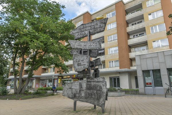 Monument to the founding of the large housing estate Falkenhagener Feld