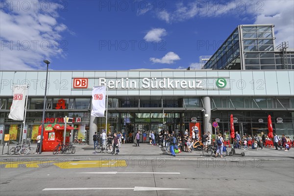 Südkreuz Station