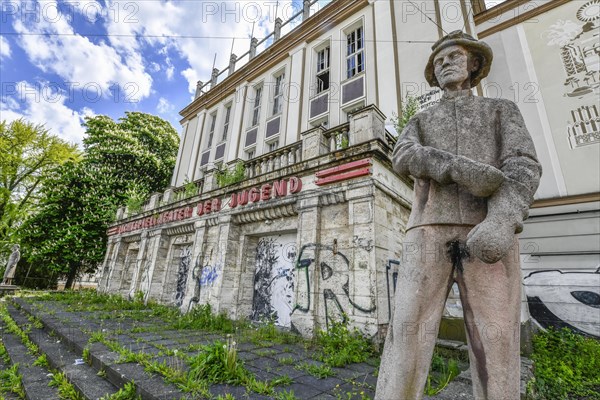 Altes Kino Lichtspieltheater der Jugend