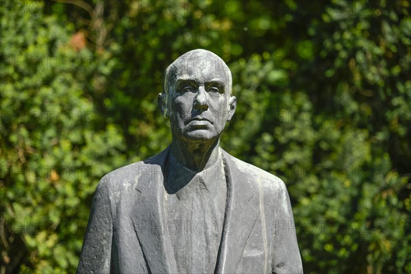 Monument to Johannes R. Becher