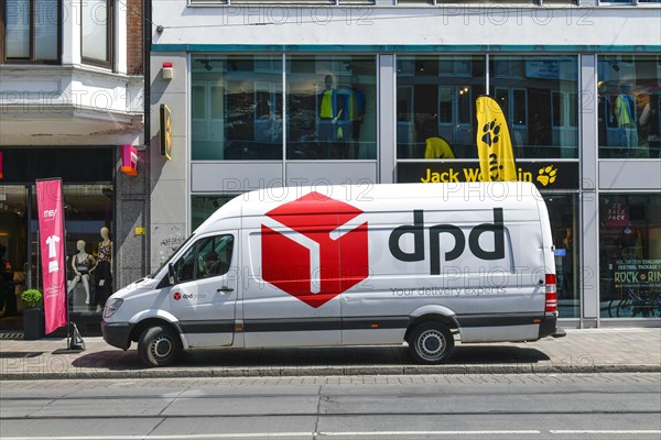 Delivery van dpd