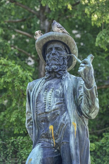 Leineweber Monument