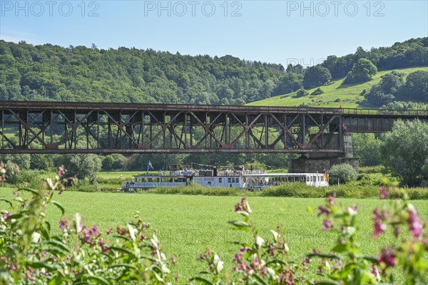 Railway bridge over the Weser near Blankenau