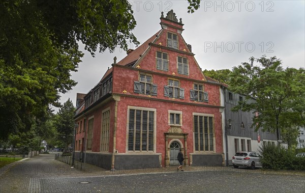 Frühherrenhaus