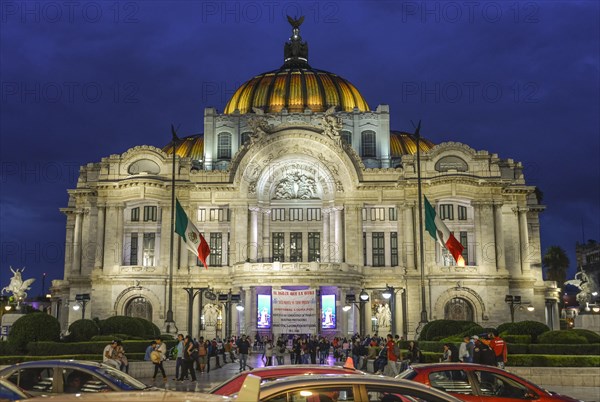 Palacio de Bellas Artes Palace of Culture