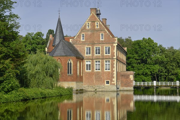 Hülshoff Castle