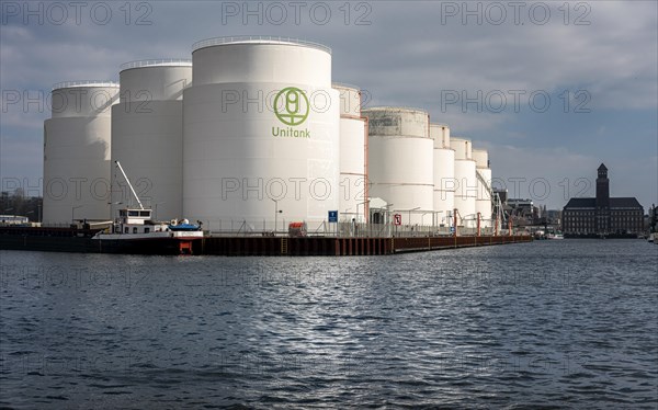 Tank farm for mineral oil at Westhafen in Berlin