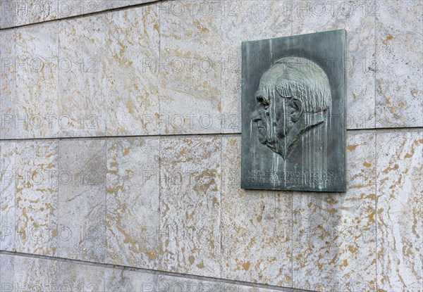 Wilhelm Pieck bronze plaque on Straußberger Platz