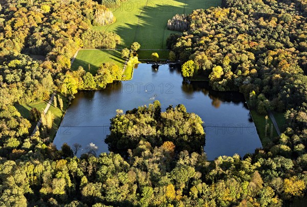 Outer green belt with Decksteiner Weiher