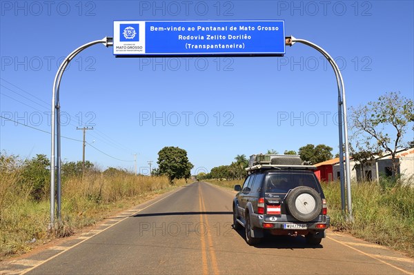 Toyota off-road vehicle under sign of the Transpantaneira