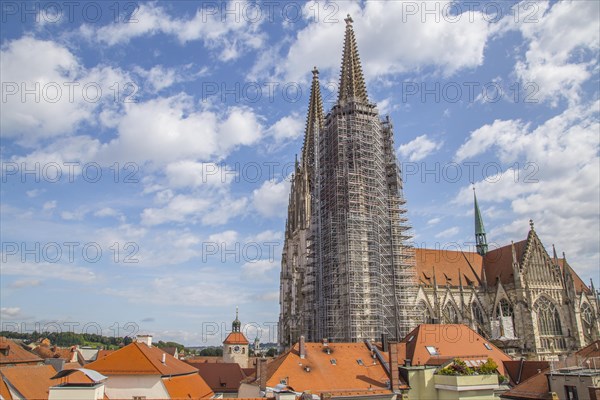 View of the cathedral from the terrace of the Galeria department stores'