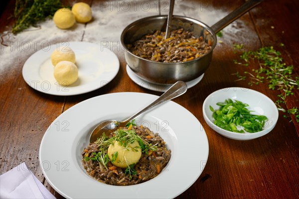 Goulash with chanterelles