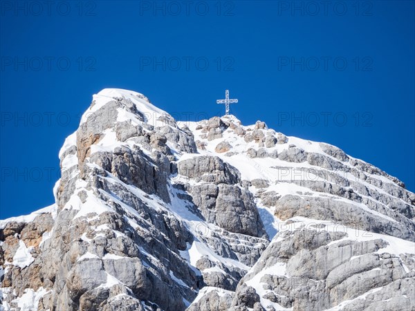 Summit cross