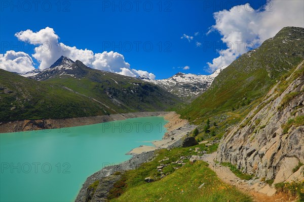 Mattmark reservoir