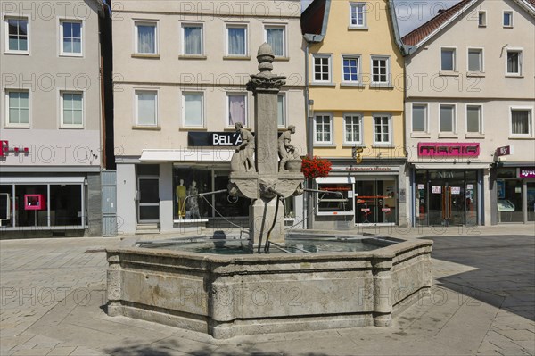 Tanners' and dyers' fountain in Wilhelmstrasse by Professor Josef Zeitler