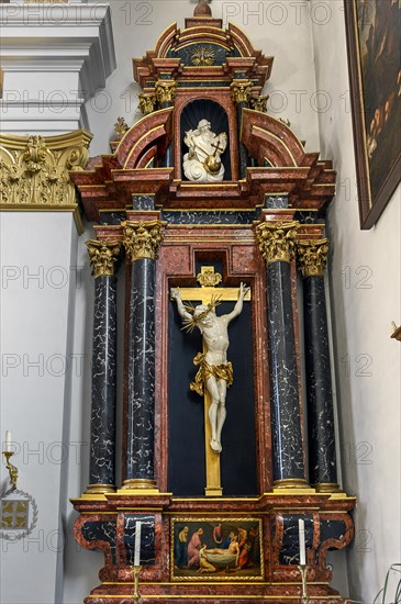 Side altar