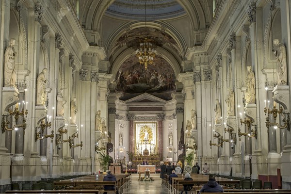 Nave Cathedral Maria Santissima Assunta