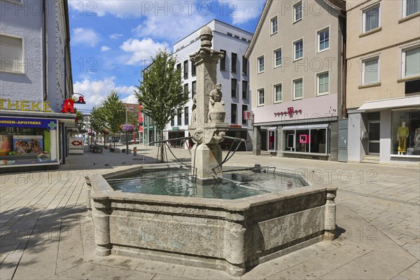 Tanners' and dyers' fountain in Wilhelmstrasse by Professor Josef Zeitler