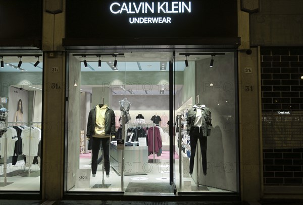 Calvin Klein shop