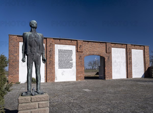 Feldscheune Isenschnibbe Gardelegen Memorial