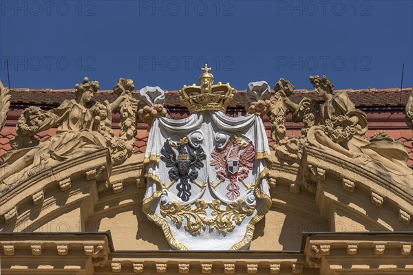 Allied coat of arms of the princely couple with eagles of Brandenburg and Prussia