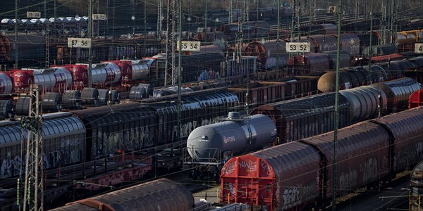 Train formation plant in the suburb of Vorhalle