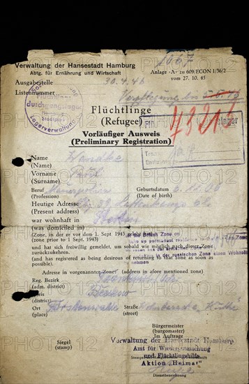 Temporary identity card for refugees from 1945 of the Hanseatic City of Hamburg