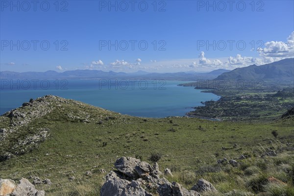 Coast at Pizzo des Corvo in the Zingaro Nature Reserve