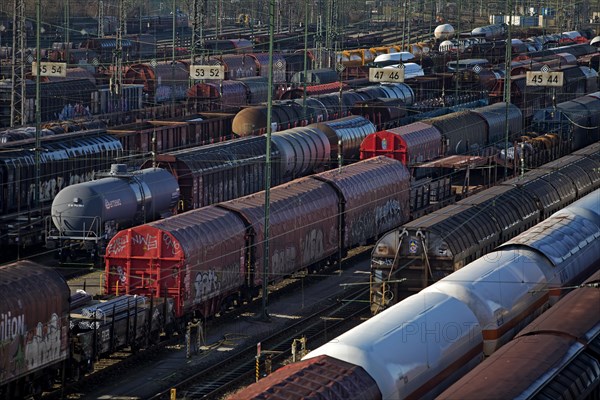 Train formation plant in the suburb of Vorhalle