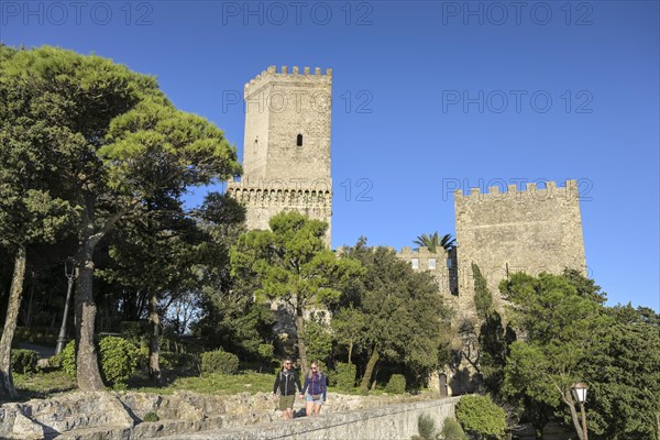 Castello del Balio o Pepoli with the Torri del Ballo