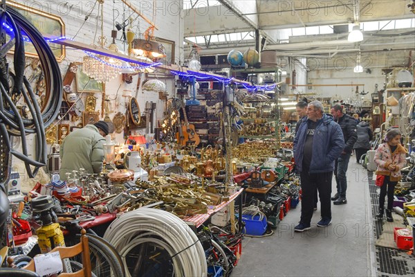 Indoor flea market at the Arena