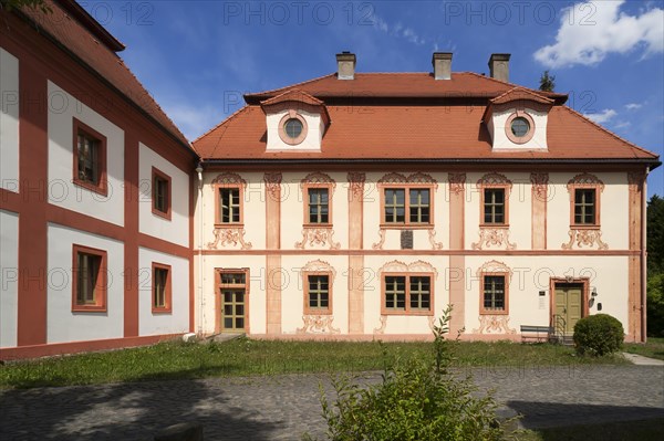 Guest and chancery building built in 1771