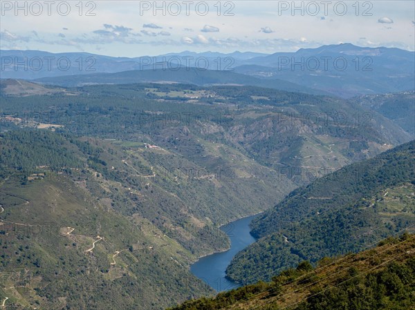 Die Schlucht des Sil und der Sil Stausee in der spanischen Provinz Ourense