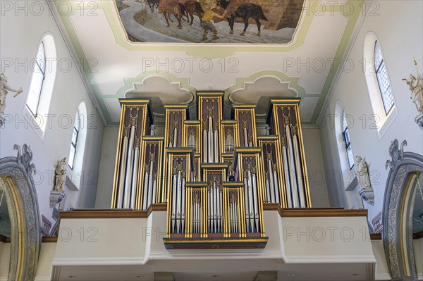 Organ loft