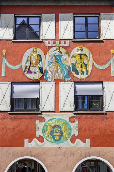 Facade with fresco by Franz Weiss