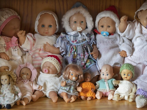 Decorative dolls and baby dolls