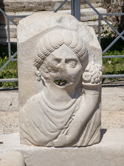 The Fountain of Abundance in Via dell Abbondanza