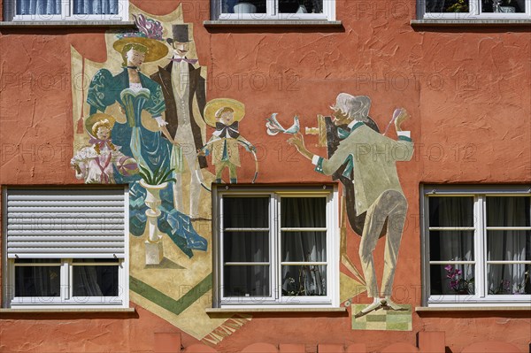 Facade with fresco
