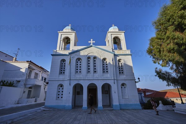 Wide angle shot
