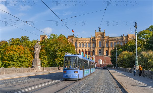 Tram at Maximilianeum